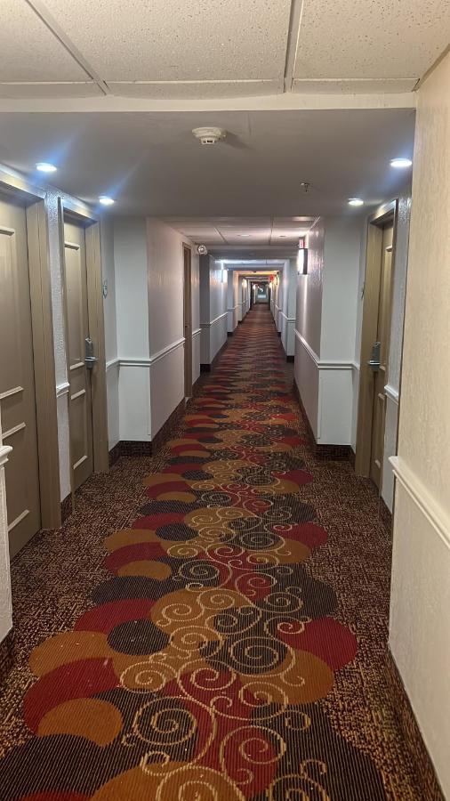 La Quinta By Wyndham Salina Hotel Екстериор снимка
