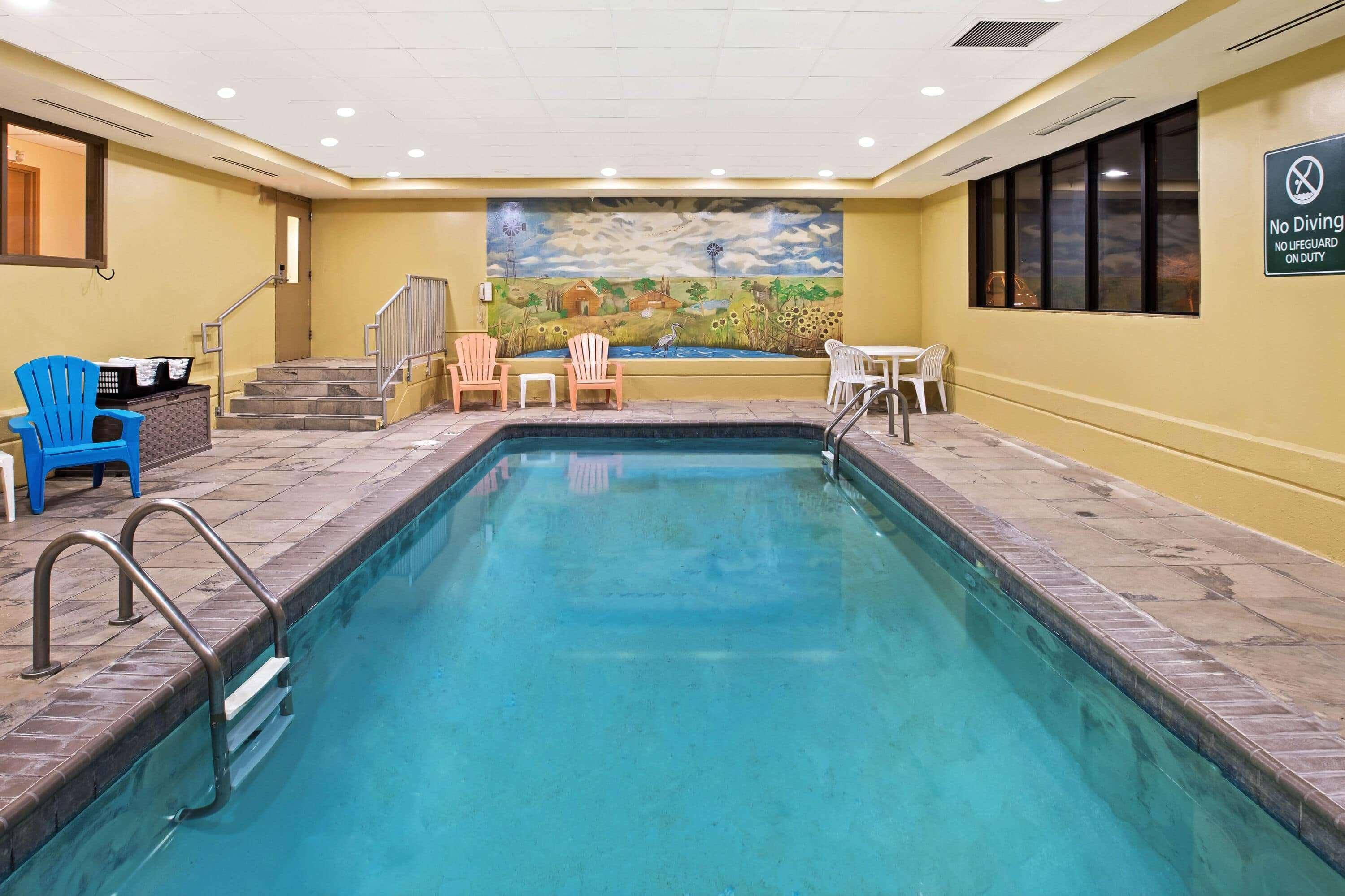 La Quinta By Wyndham Salina Hotel Екстериор снимка