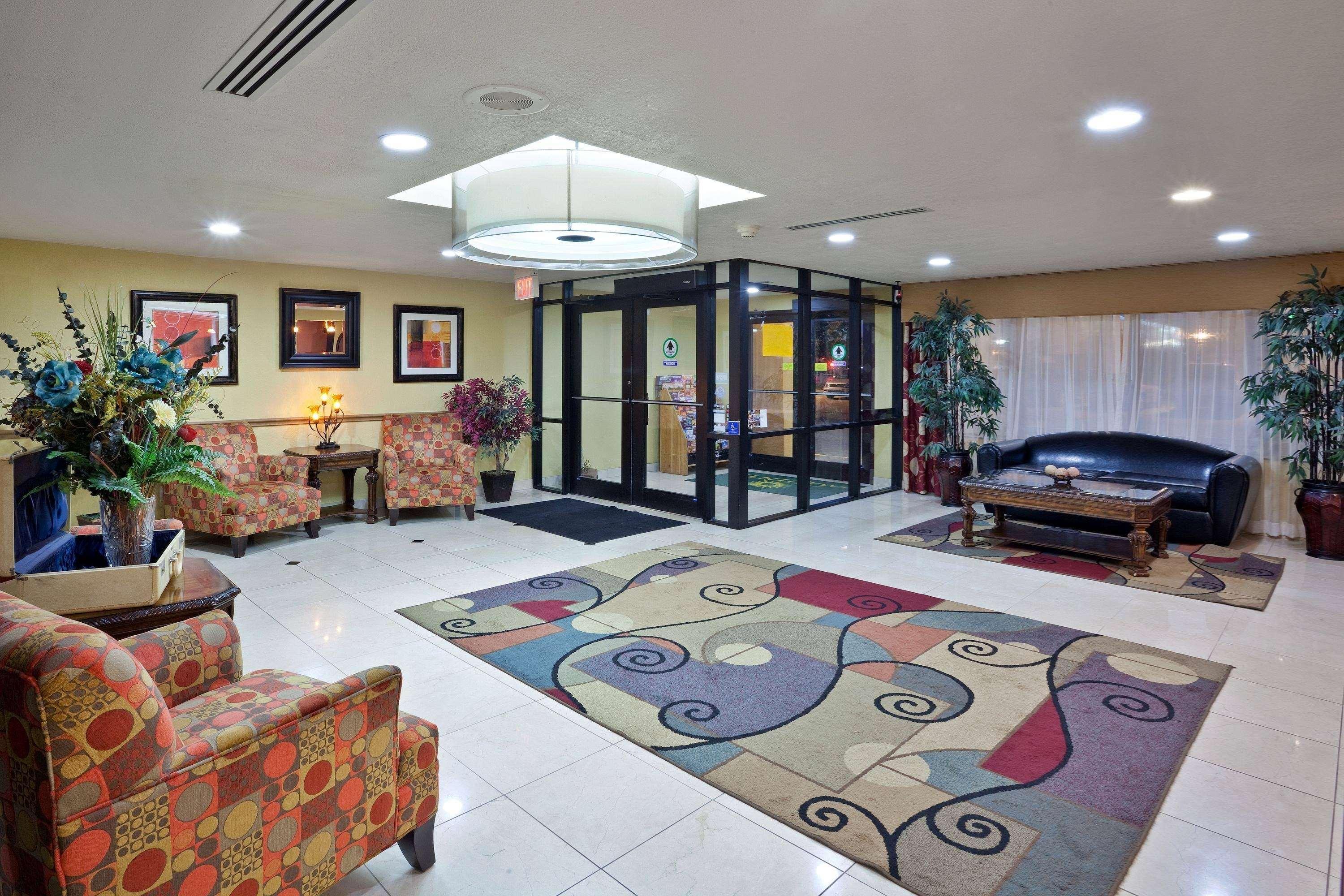 La Quinta By Wyndham Salina Hotel Екстериор снимка